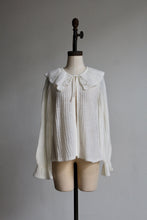 Load image into Gallery viewer, 1970s White Pierrot Collar Cardigan