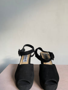 90s Black Leather Peep Toe Wedge Shoes
