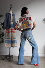 Load image into Gallery viewer, Lotus Flower Rice Sack Cropped Button-up