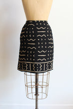 Load image into Gallery viewer, 90s Black Silk Mud Cloth Print Wrap Skirt