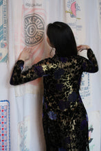 Load image into Gallery viewer, 1960s Floral Silk Velvet Burnout Áo Dài Dress w/ Sheer Gold Lurex