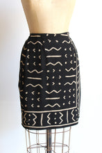 Load image into Gallery viewer, 90s Black Silk Mud Cloth Print Wrap Skirt