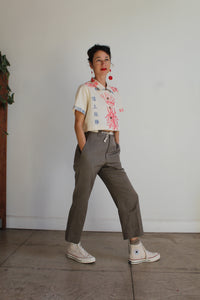 Queen Bee Flour Sack Cropped Button-up