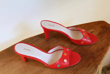 Load image into Gallery viewer, Y2K Red Leather Polka Dot Marc Jacobs Heels - Made in Italy - Size 8