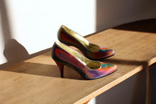 Load image into Gallery viewer, 1980s Holographic Rainbow Leather Pumps - Vero Cuolo - Hand Made in Italy - Size 7.5