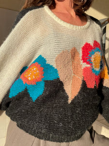1980s Two-Tone Wool Floral & Leaf Motif Slouchy Sweater