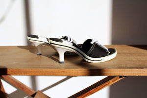1990s-Y2K CHINESE LAUNDRY WASH Black & White Canvas Kitten Heels - Size 8