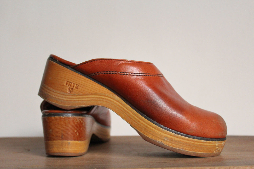 1970s FRYE Brown Leather Wood Clogs Size 8-9