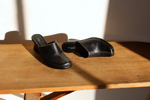 Load image into Gallery viewer, Y2K Reaction by Kenneth Cole Black Leather Wedge Mules w/ White Top Stitching - Size 8M