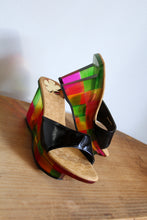 Load image into Gallery viewer, 1990s Window Pane Art to Wear Slip on Wedges - Made in Romania - Size 8