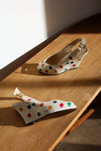 Load image into Gallery viewer, 1980s does 1940s White Leather Polka Dot Sling Back Wedges - Size 5.5